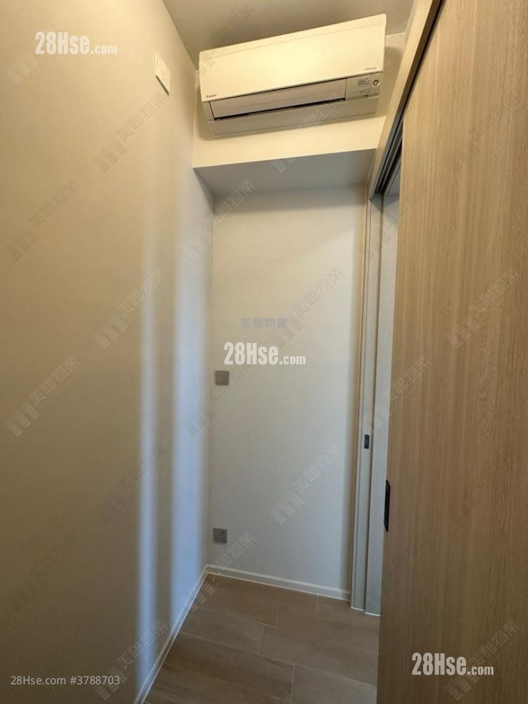 One Innovale 售盘 1 房 285 平方尺