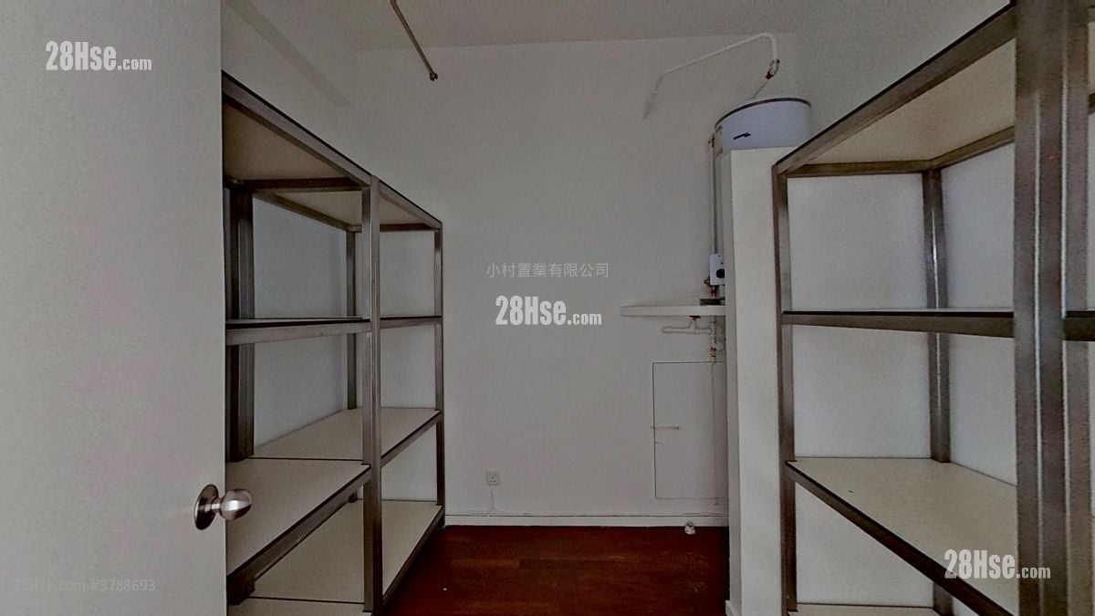 其它: Storage room