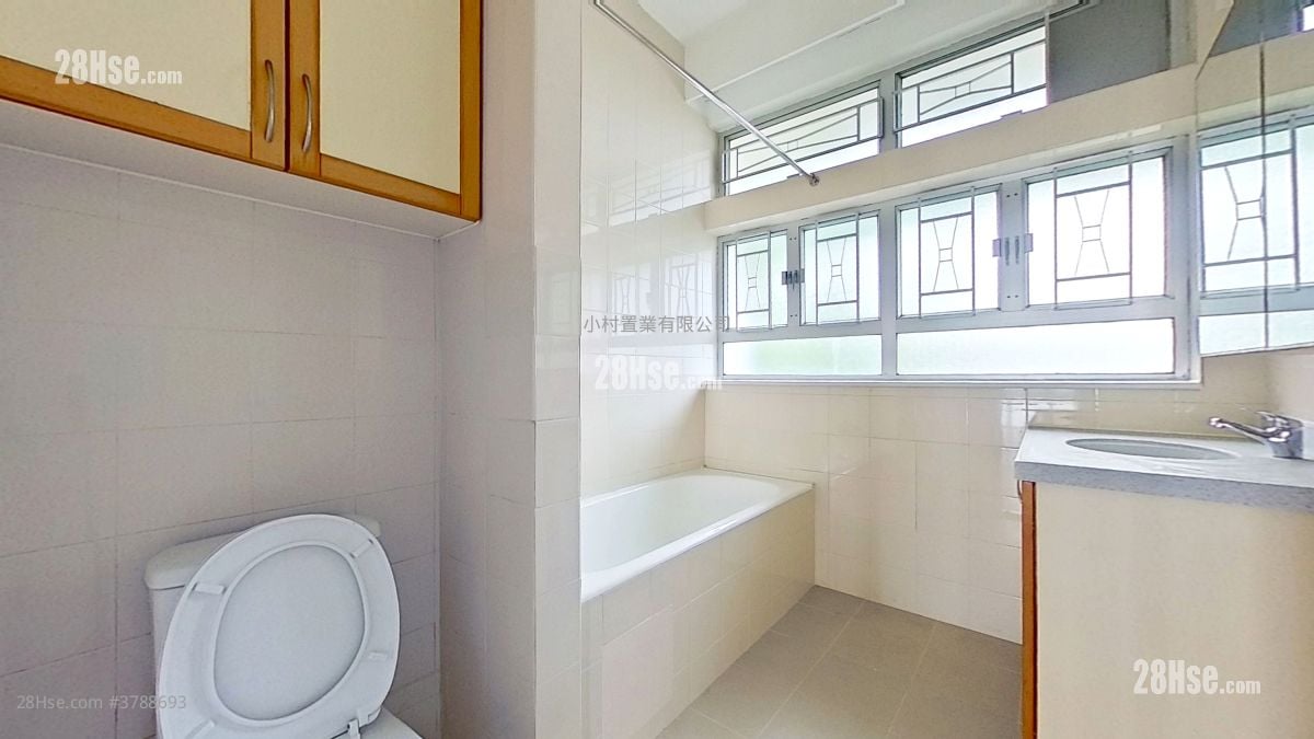 浴室: 宾吉道30号 租盘 3 房 , 2 浴室 2,257 平方尺