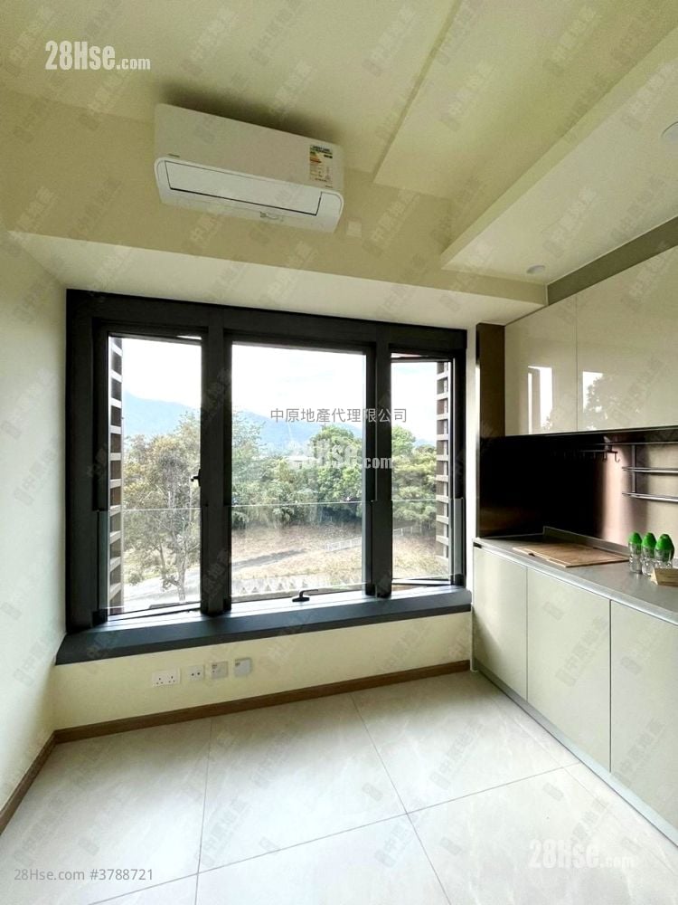 #Lyos Sell Studio , 1 Bathroom 205 ft²