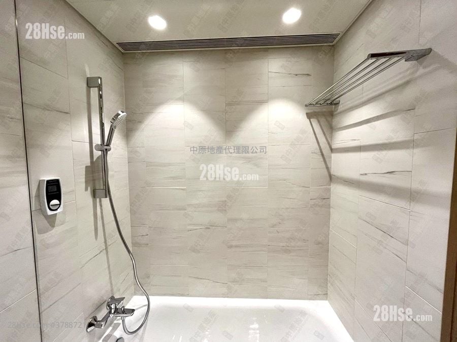 #Lyos Sell Studio , 1 Bathroom 205 ft²