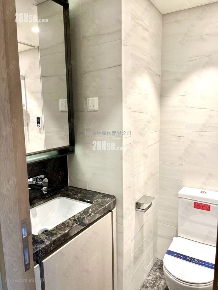 #Lyos Sell Studio , 1 Bathroom 205 ft²