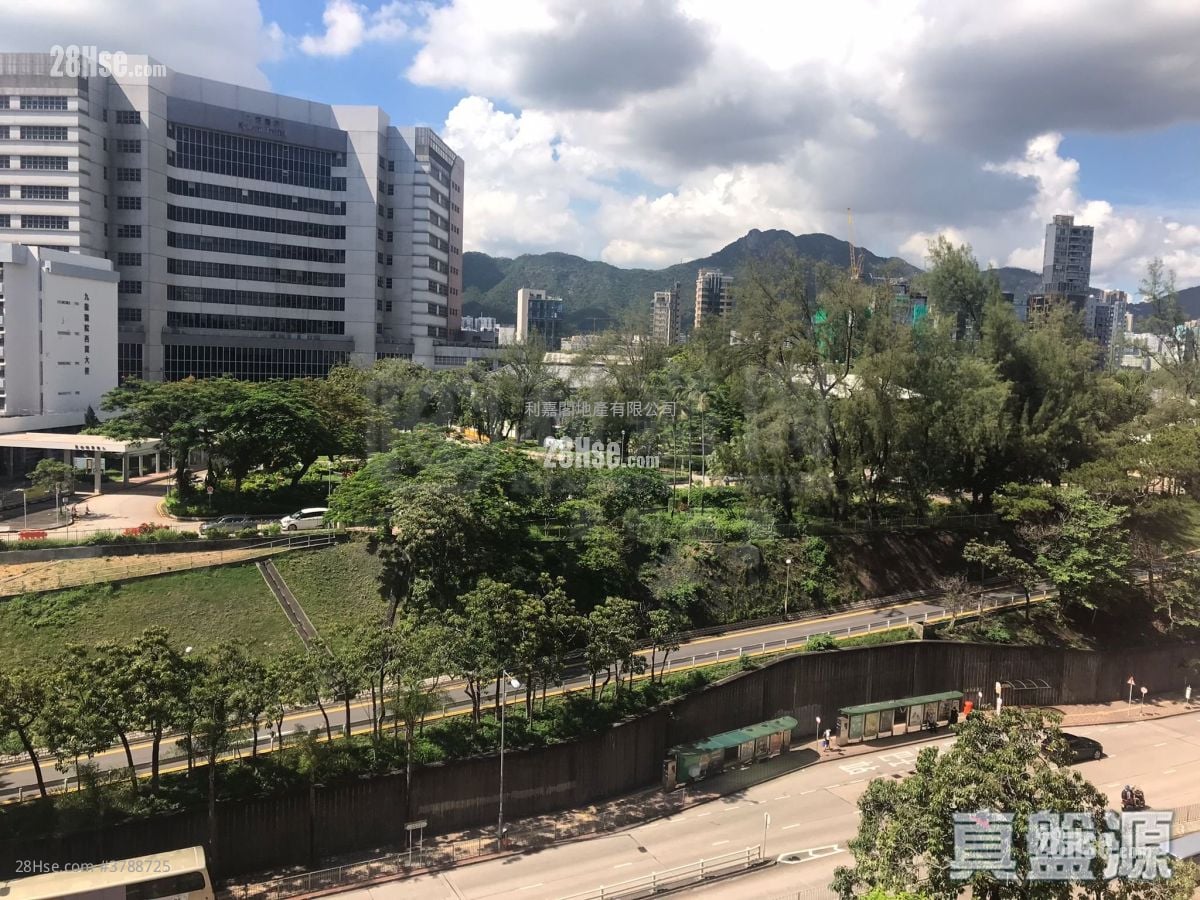 Dunbar Place Sell 4 Bedrooms 1,829 ft²