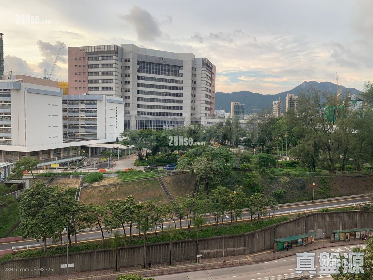 Dunbar Place Sell 4 Bedrooms 1,829 ft²