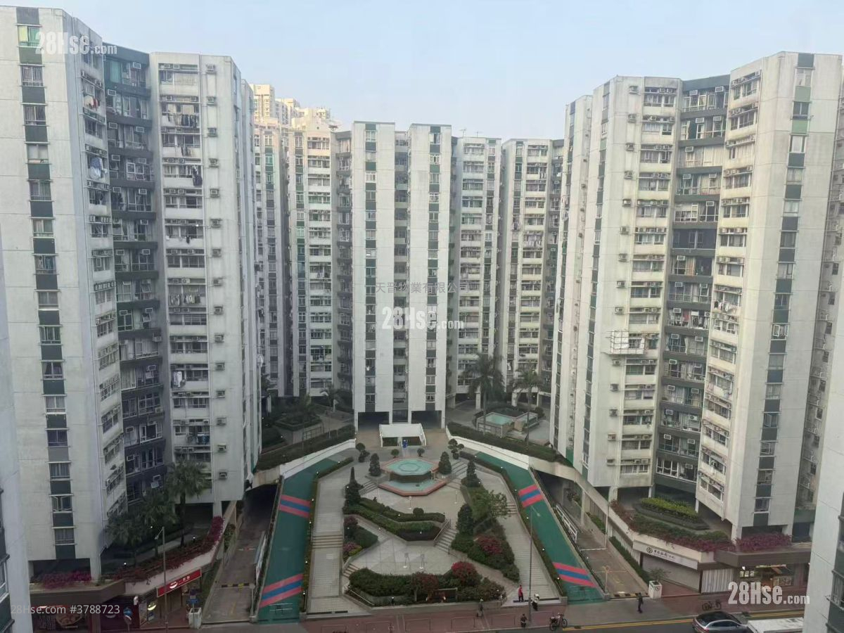 Whampoa Garden Sell 4 Bedrooms , 2 Bathrooms 681 ft²