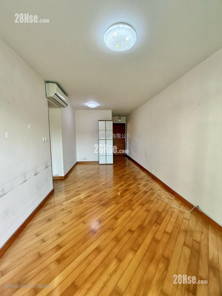 Park Island Sell 2 Bedrooms , 1 Bathroom 549 ft²