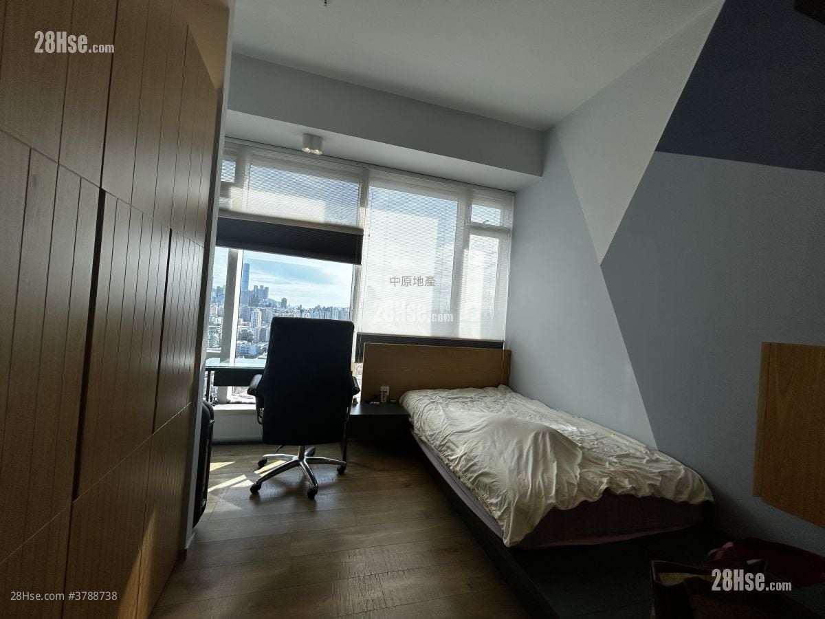 Forfar Sell 4 Bedrooms 1,755 ft²