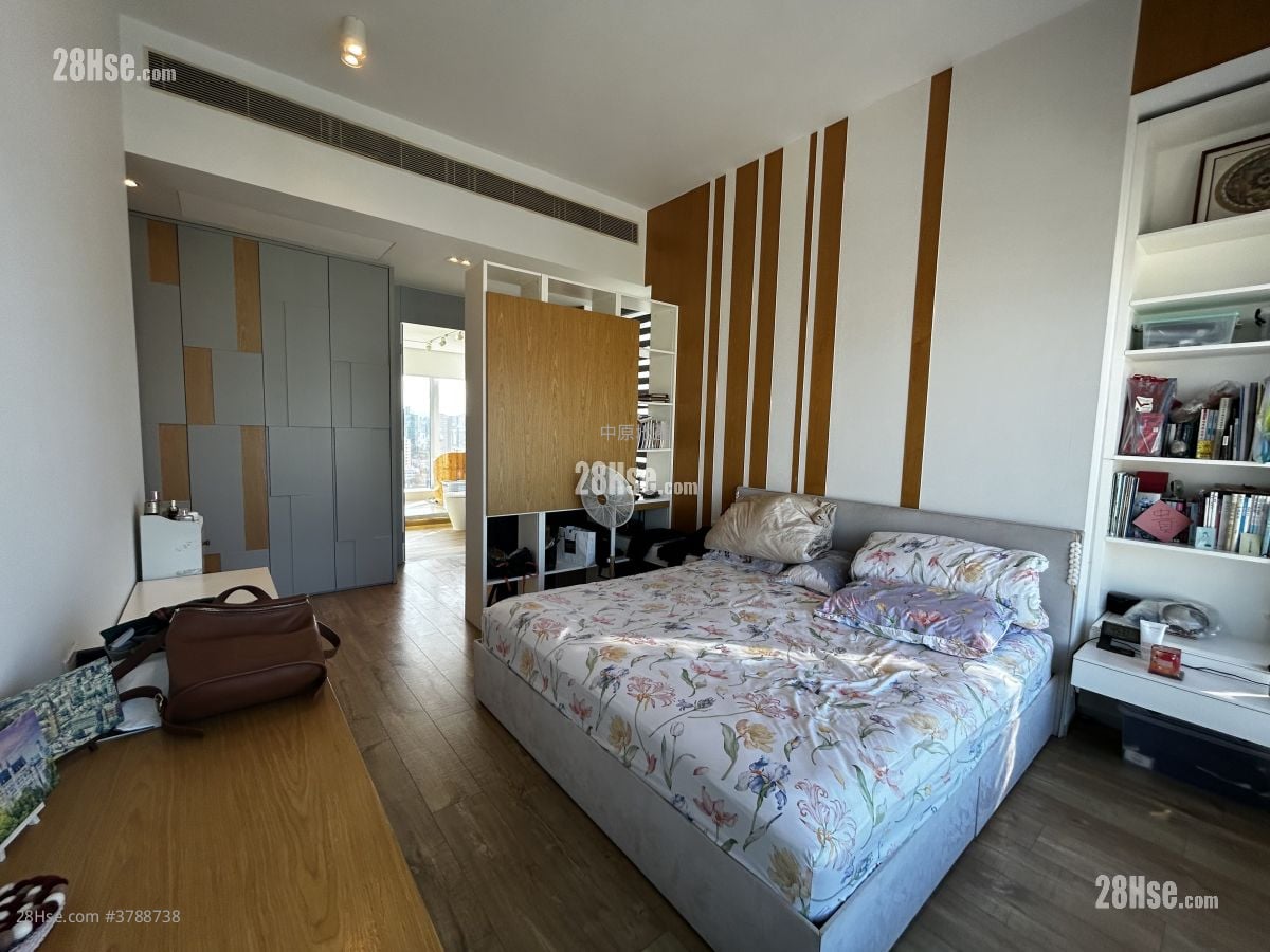 Forfar Sell 4 Bedrooms 1,755 ft²