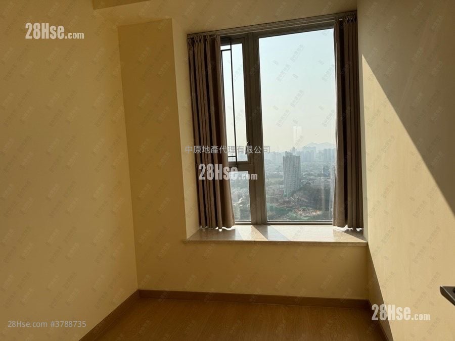 The Latitude Rental 3 Bedrooms , 2 Bathrooms 894 ft²