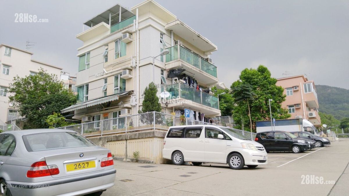 Village Sell 3 Bedrooms , 1 Bathroom