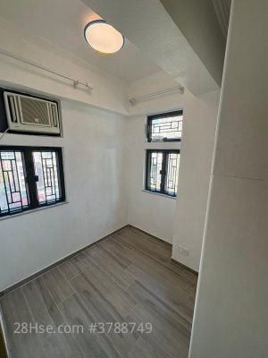 On Ga Building Rental 2 Bedrooms 304 ft²