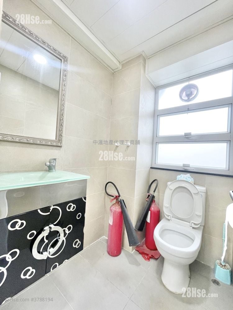 Por Mee Factory Building Rental