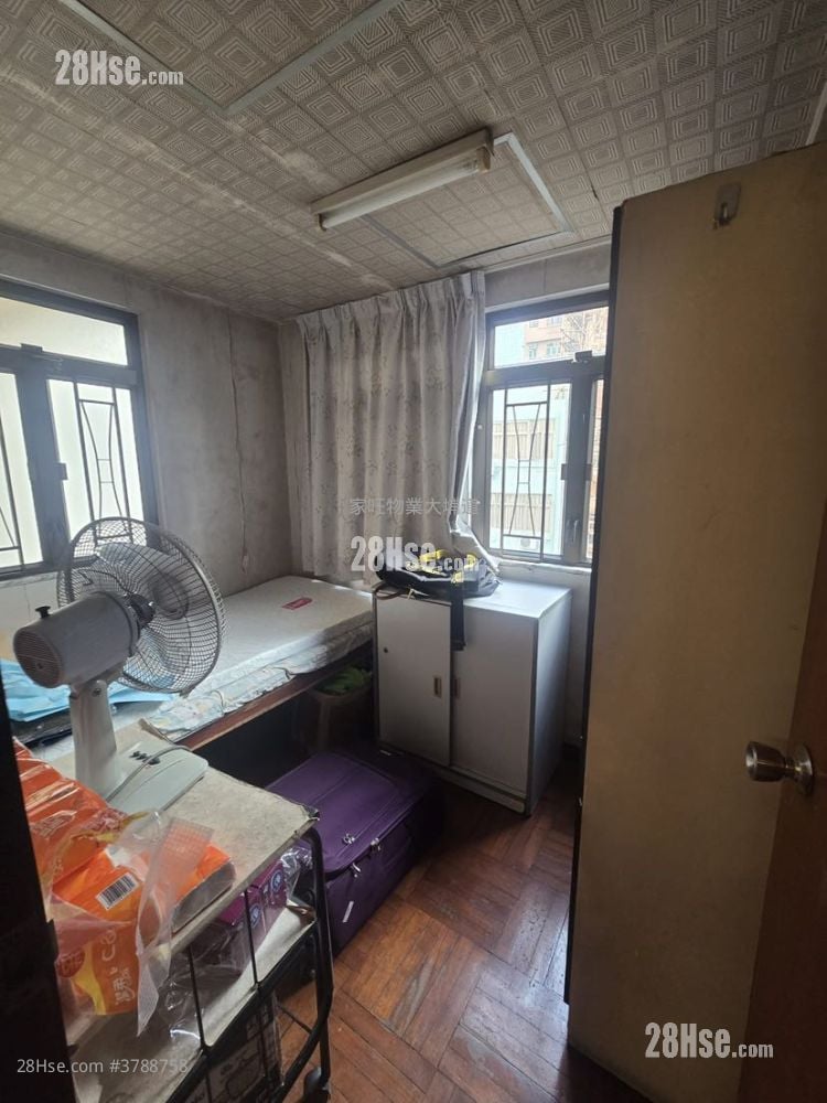 南苑大厦 售盘 3 房 , 1 浴室 463 平方尺