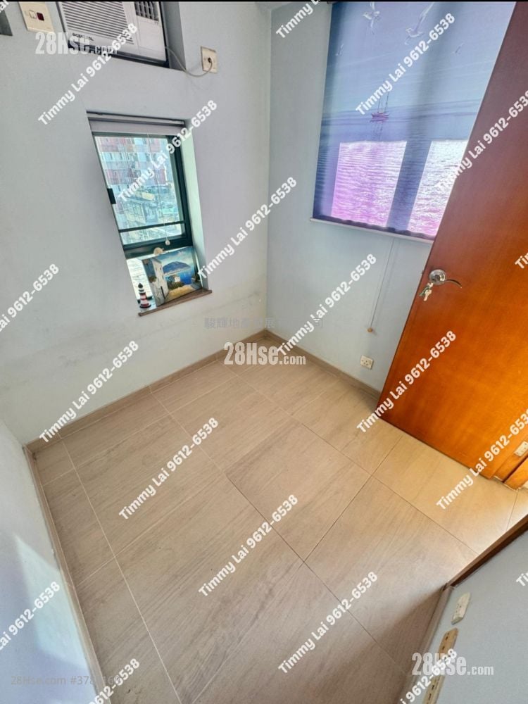 Yau On Court Sell 2 Bedrooms , 1 Bathroom 318 ft²