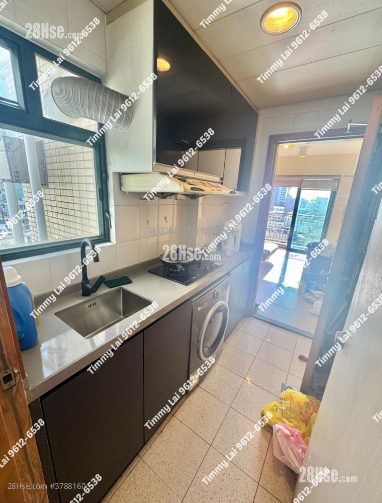 Yau On Court Sell 2 Bedrooms , 1 Bathroom 318 ft²