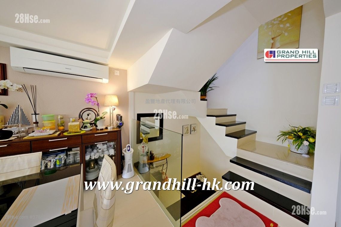 村屋 售盘 1 房 , 1 浴室 700 平方尺