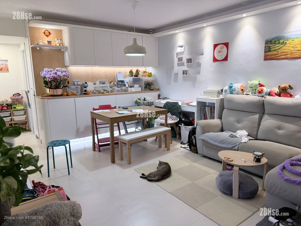 村屋 售盘 2 房 , 1 浴室