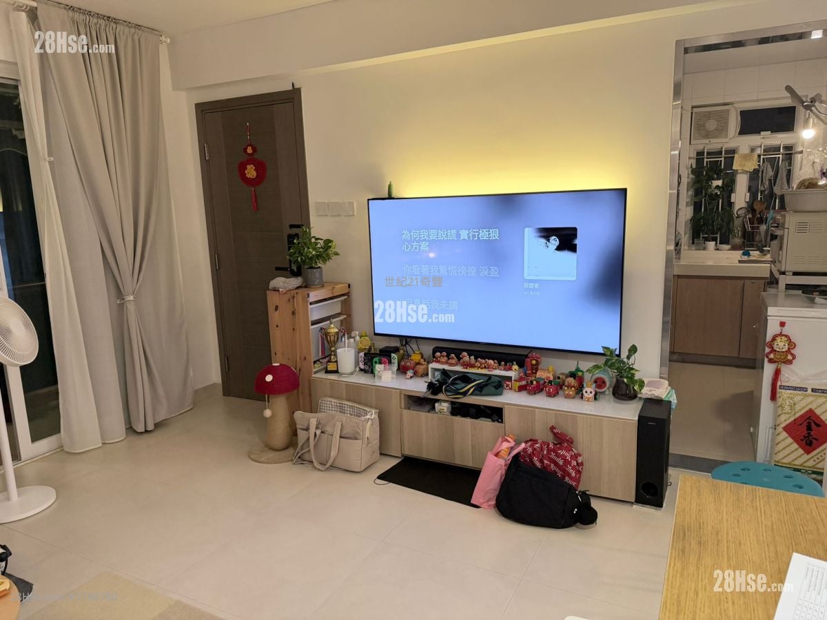 村屋 售盘 2 房 , 1 浴室