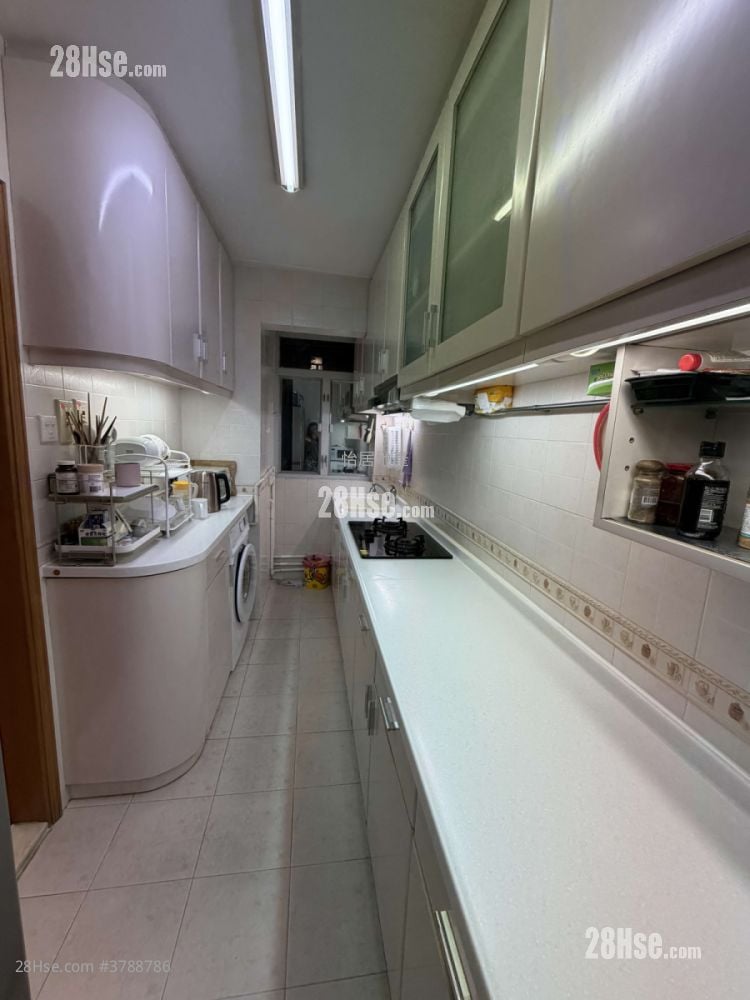 太古城 售盘 3 房 , 2 浴室 647 平方尺