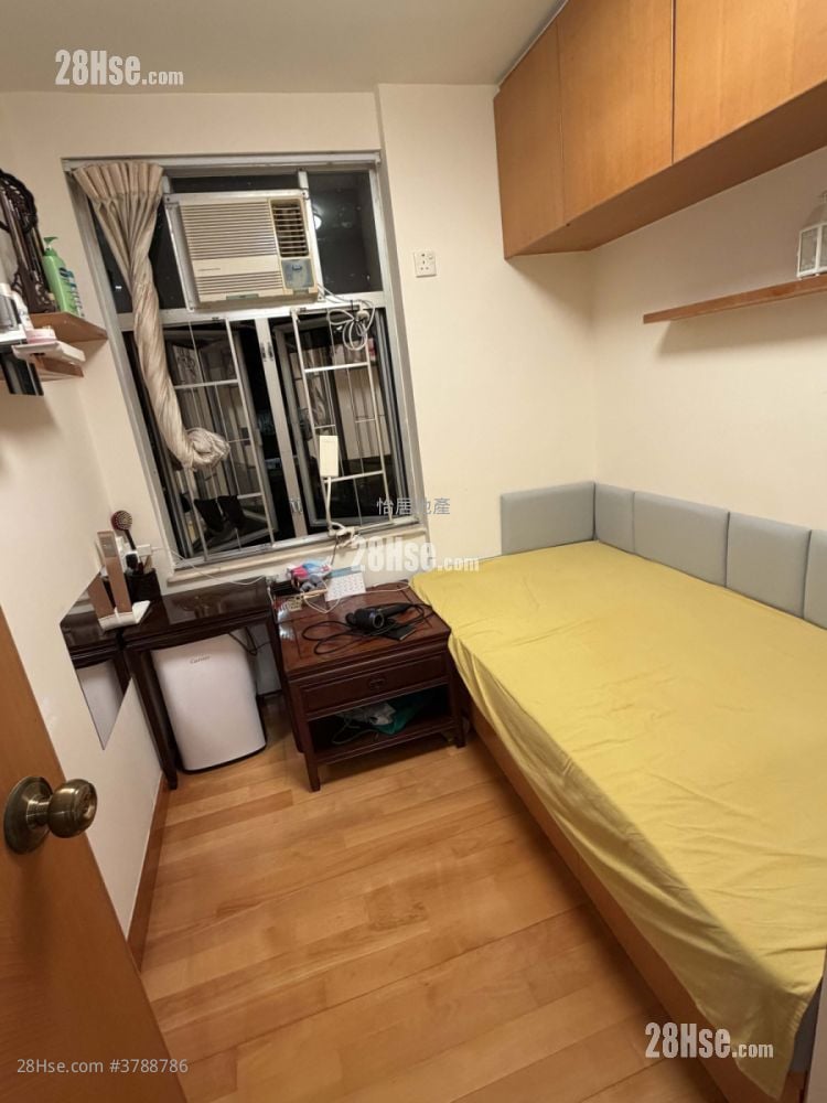 太古城 售盘 3 房 , 2 浴室 647 平方尺