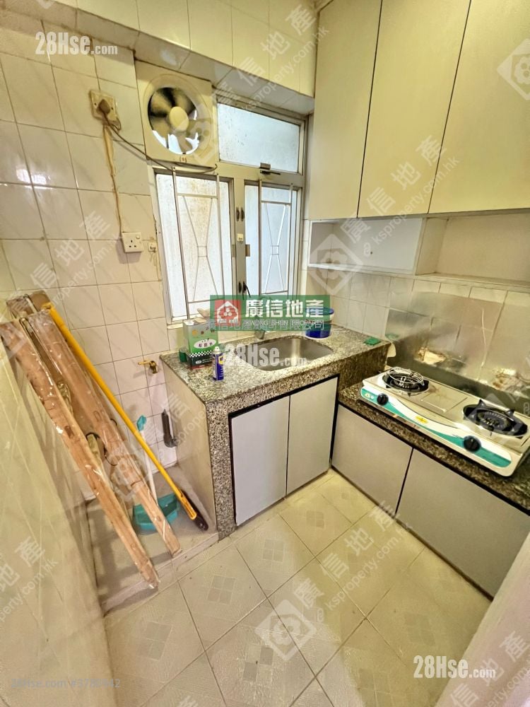 Yuen Fat Building Rental 3 Bedrooms , 1 Bathroom 567 ft²