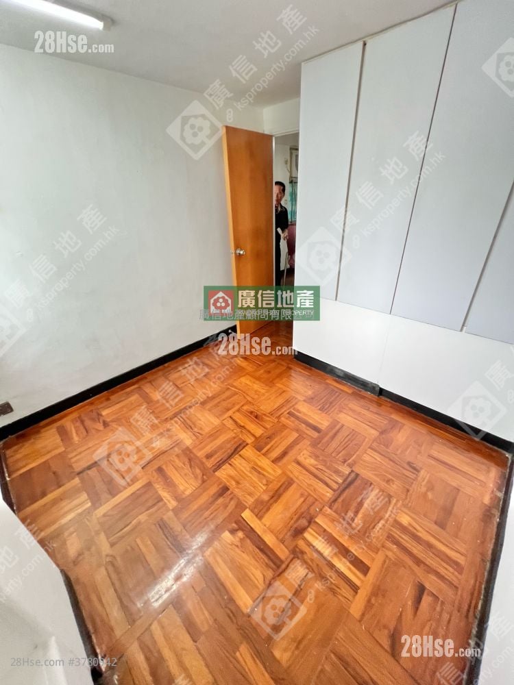 Yuen Fat Building Rental 3 Bedrooms , 1 Bathroom 567 ft²