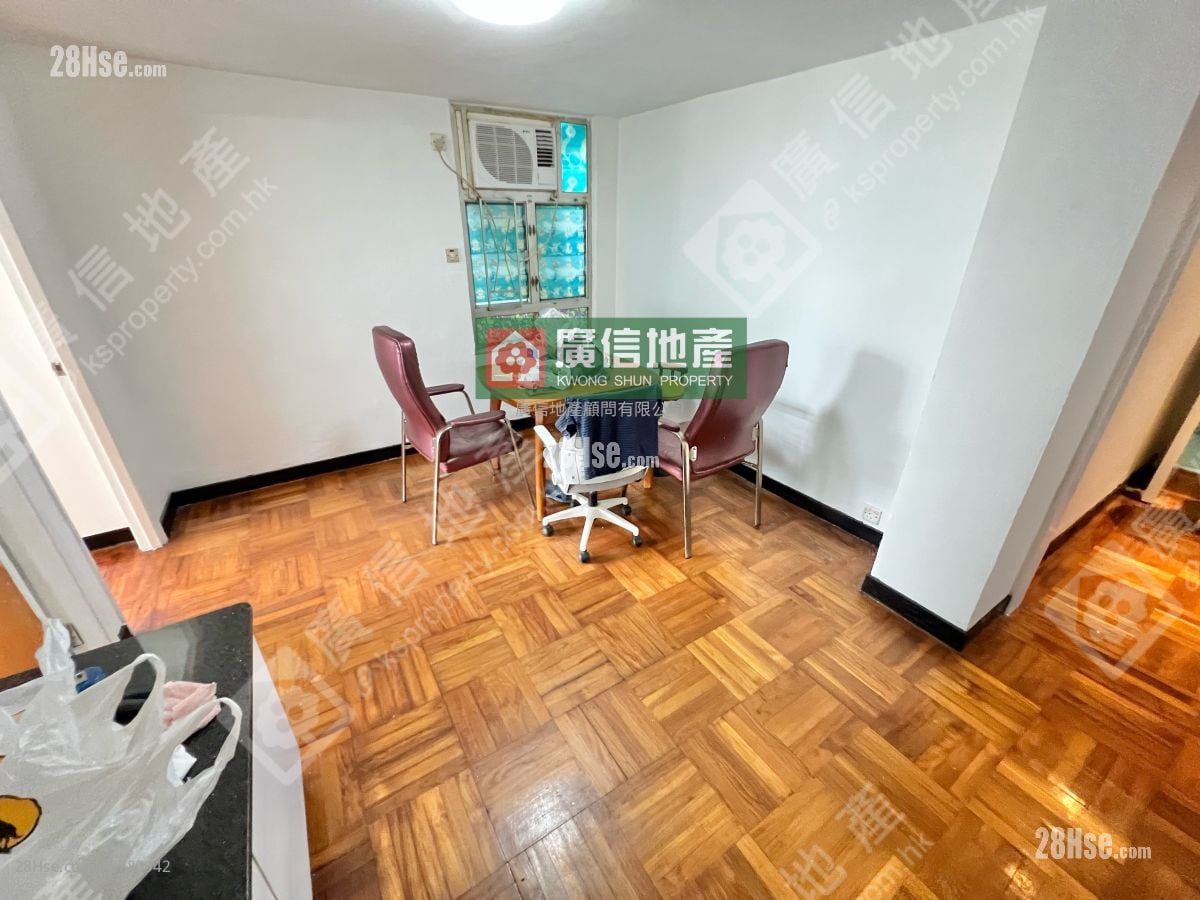 Yuen Fat Building Rental 3 Bedrooms , 1 Bathroom 567 ft²
