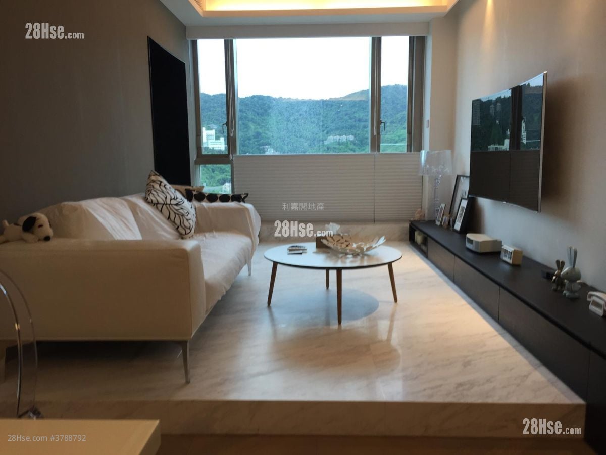 Mayfair By The Sea Sell 3 Bedrooms , 2 Bathrooms 800 ft²