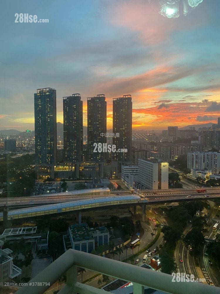 Banyan Garden Sell 2 Bedrooms , 1 Bathroom 477 ft²