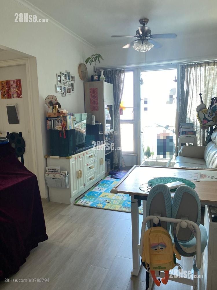 Banyan Garden Sell 2 Bedrooms , 1 Bathroom 477 ft²