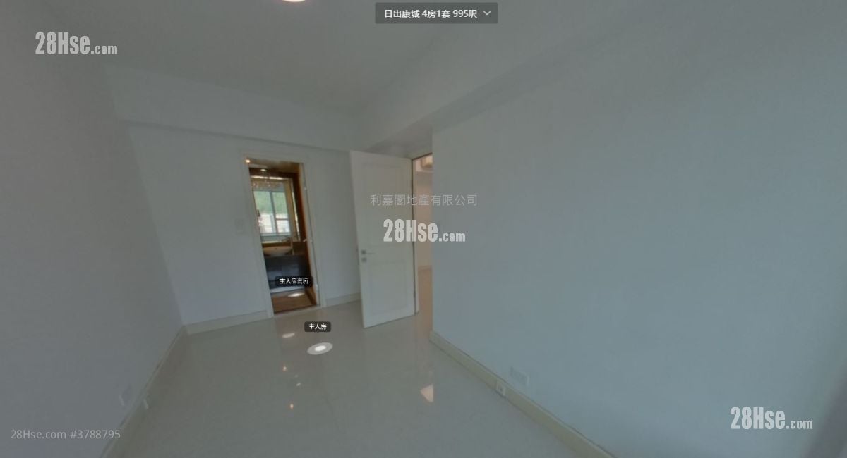 La Splendeur Of Le Prestige Sell 4 Bedrooms , 3 Bathrooms 995 ft²