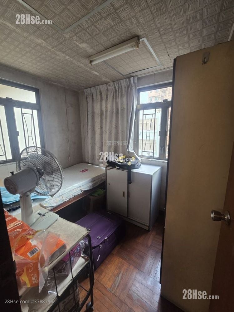 南苑大厦 售盘 3 房 , 1 浴室 463 平方尺