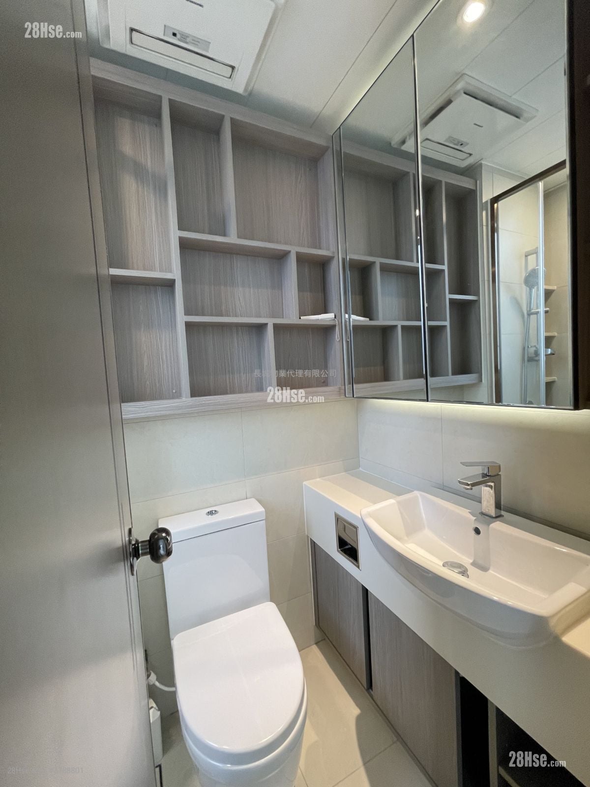 利晴湾23 租盘 开放式间隔 , 1 浴室 276 平方尺