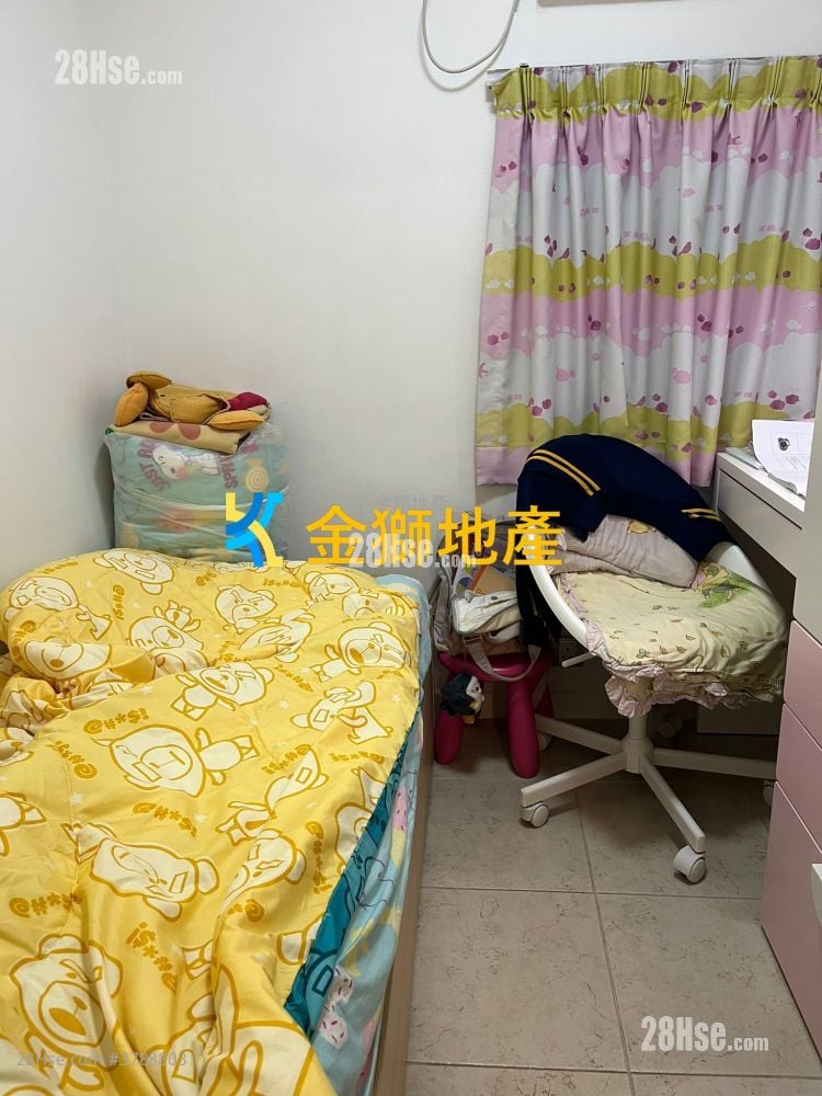 King Tin Court Sell 2 Bedrooms , 1 Bathroom 447 ft²