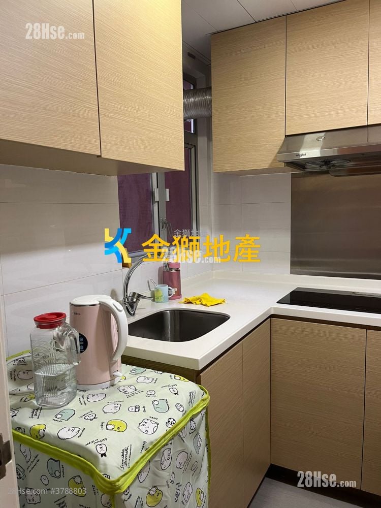 King Tin Court Sell 2 Bedrooms , 1 Bathroom 447 ft²