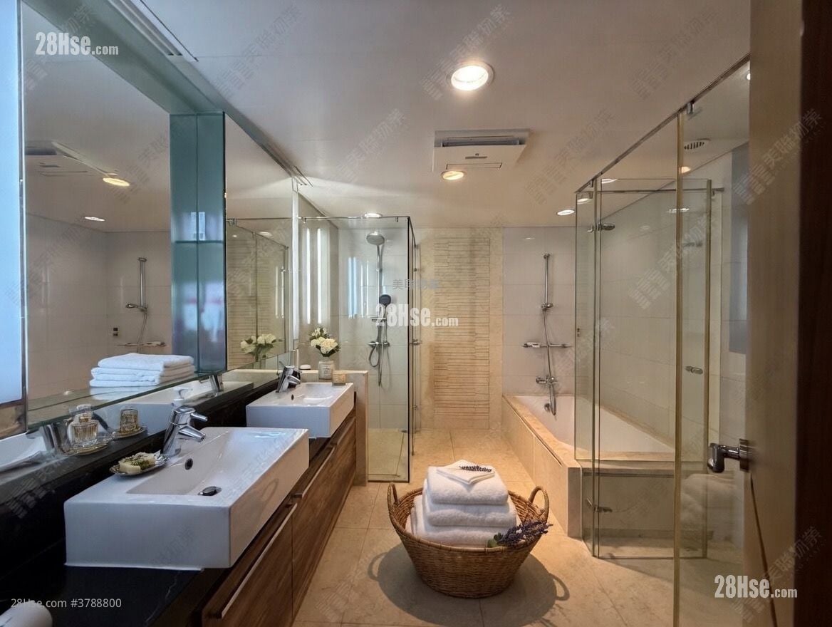 银湖天峰 售盘 4 房 , 1 浴室 1,856 平方尺