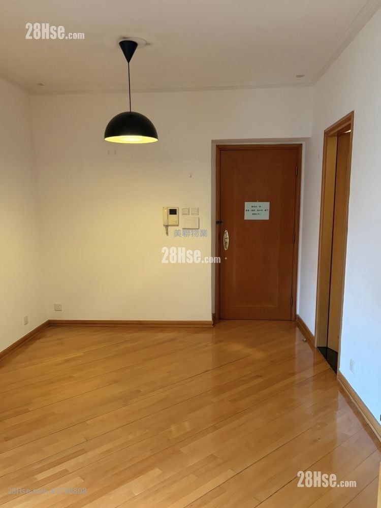 Villa Esplanada Sell 3 Bedrooms , 2 Bathrooms 684 ft²