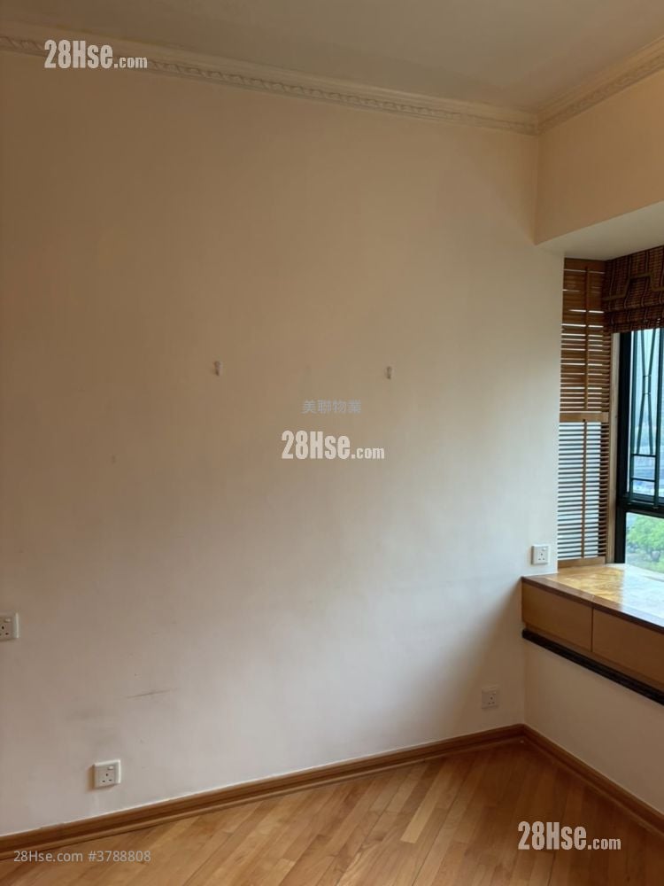 Villa Esplanada Sell 3 Bedrooms , 2 Bathrooms 684 ft²