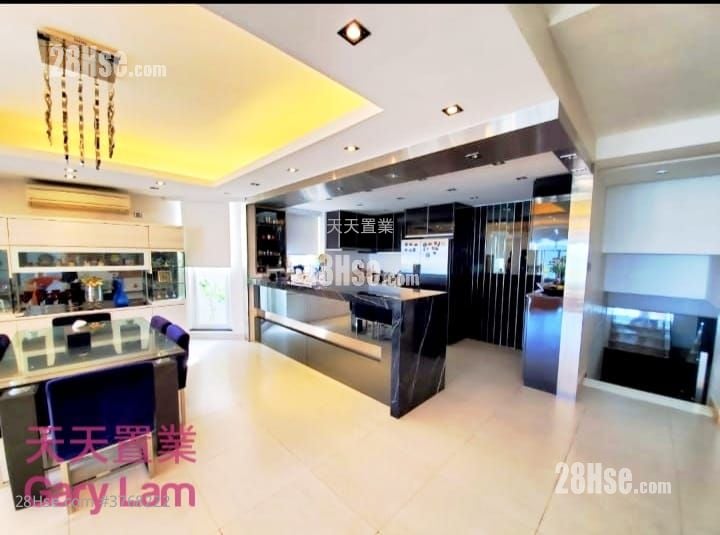 Dragon Lake Villa Rental 4 Bedrooms , 3 Bathrooms 2,300 ft²