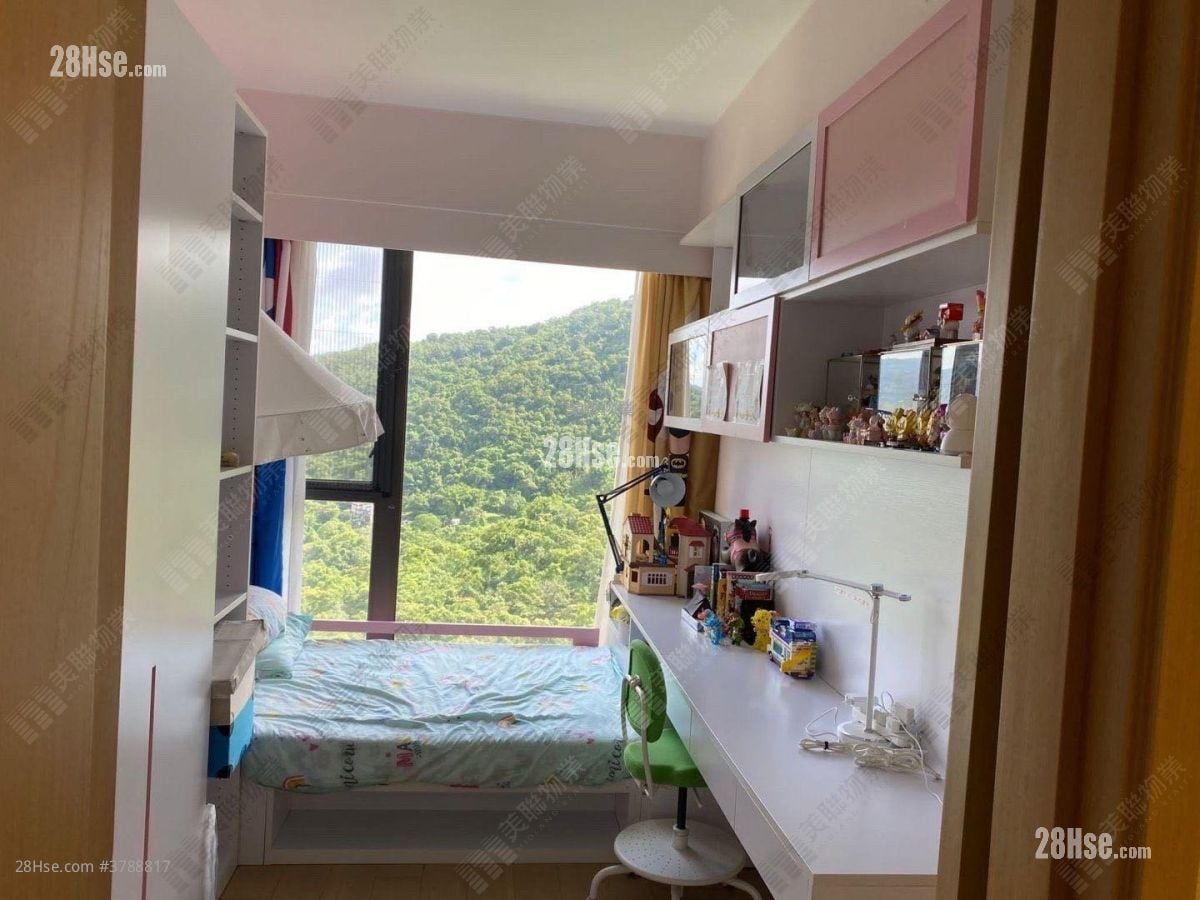 Dragons Range Sell 4 Bedrooms , 2 Bathrooms 1,507 ft²