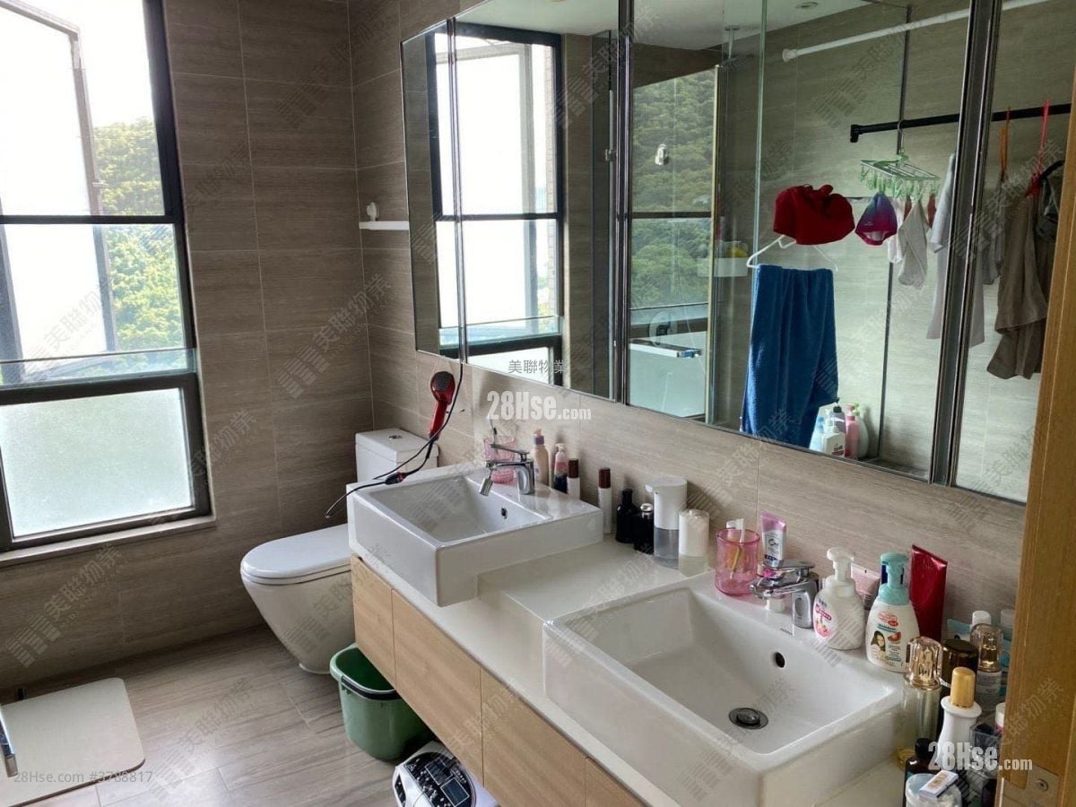 Dragons Range Sell 4 Bedrooms , 2 Bathrooms 1,507 ft²