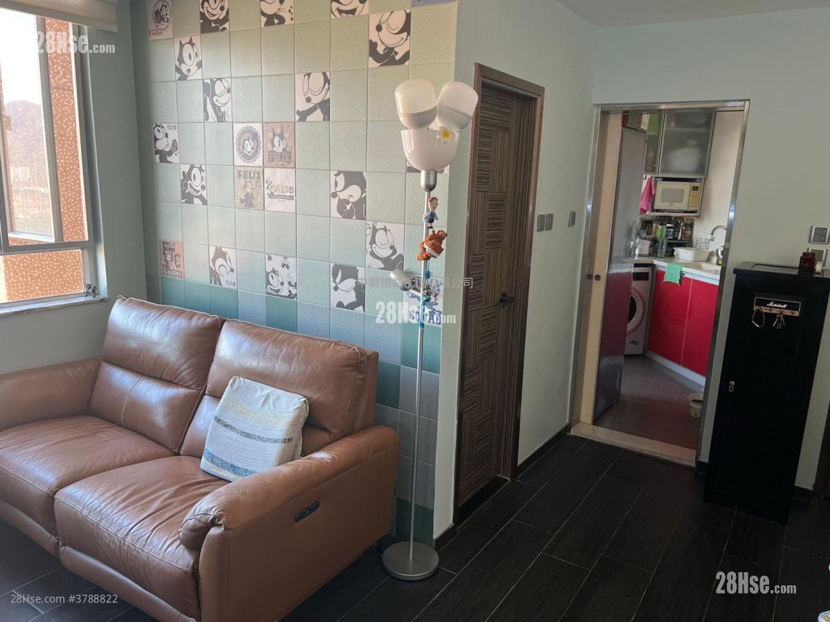 Yin Lai Court Sell 2 Bedrooms , 1 Bathroom 469 ft²