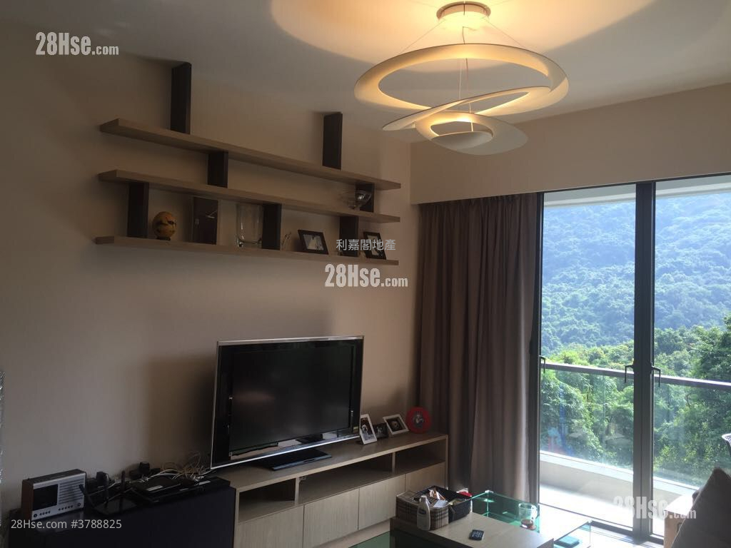 Dragons Range Sell 3 Bedrooms , 2 Bathrooms 963 ft²