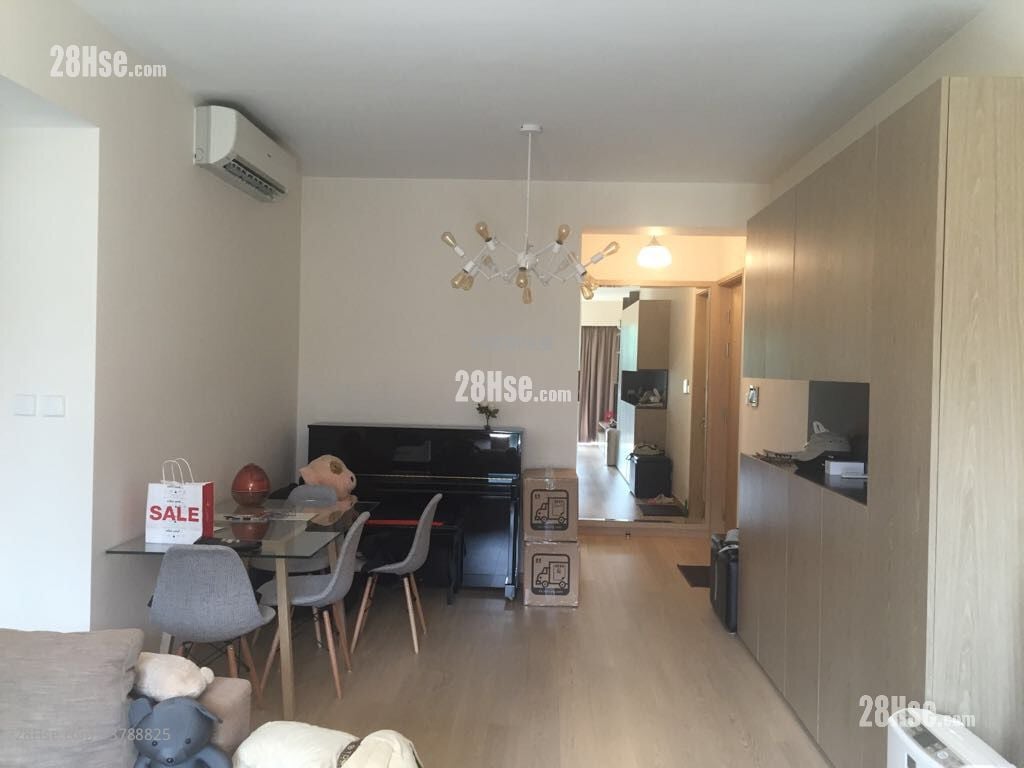 Dragons Range Sell 3 Bedrooms , 2 Bathrooms 963 ft²