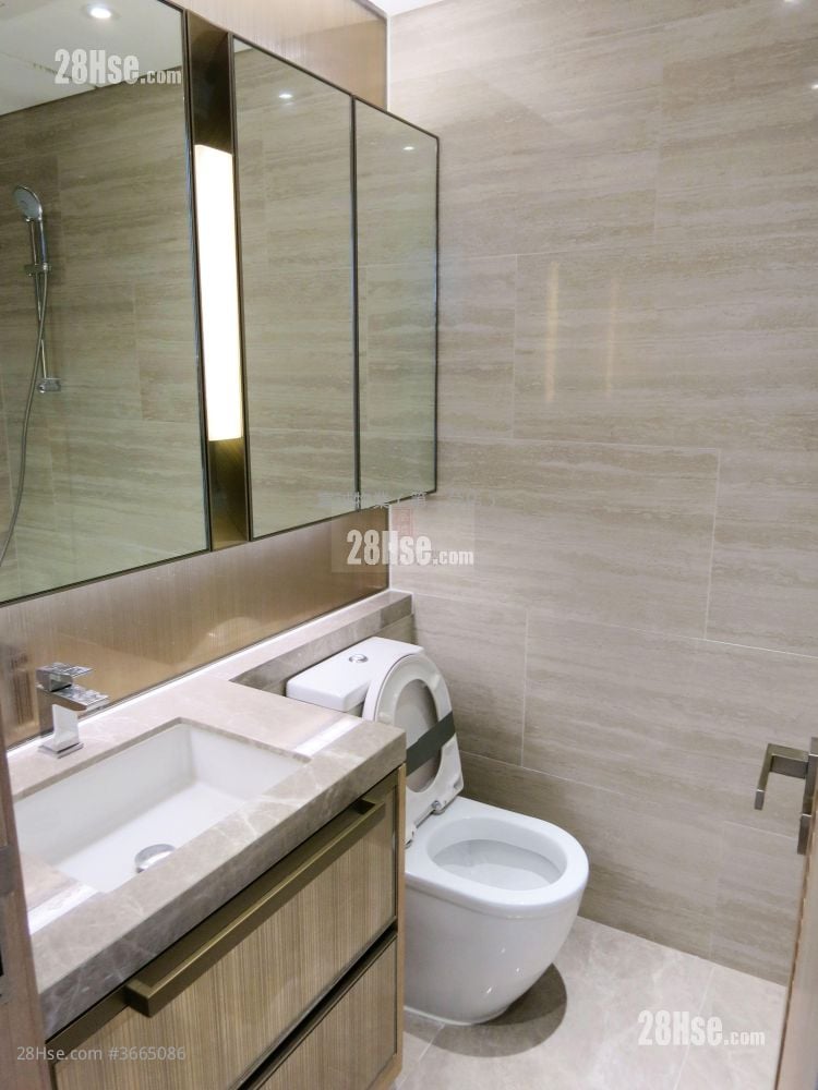 Peninsula East Sell 2 Bedrooms , 1 Bathroom 547 ft²