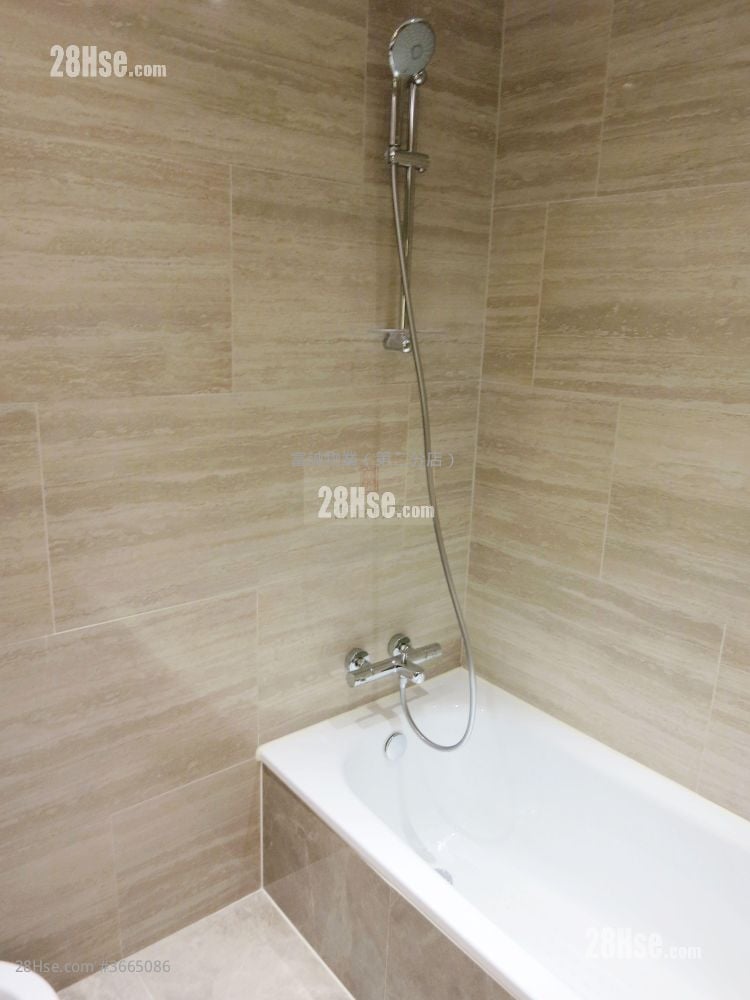 Peninsula East Sell 2 Bedrooms , 1 Bathroom 547 ft²