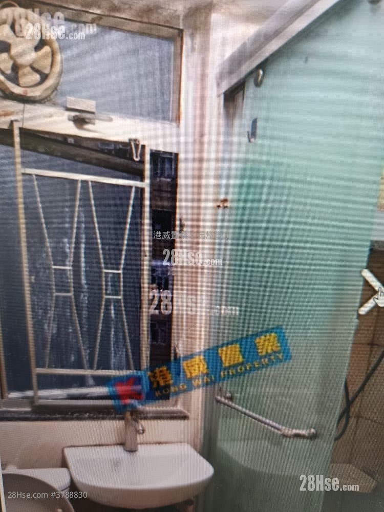 Hong Fook Building Rental 3 Bedrooms , 1 Bathroom 353 ft²