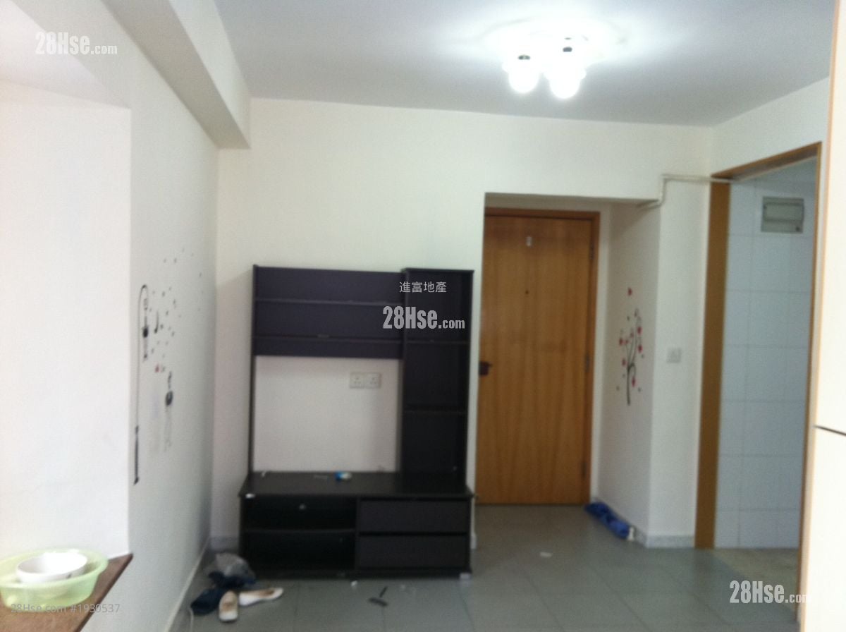 花园城 售盘 2 房 , 1 浴室 286 平方尺