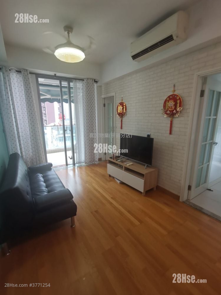 Heya Crystal Rental 2 Bedrooms , 1 Bathroom 482 ft²