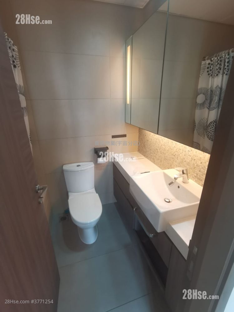 Heya Crystal Rental 2 Bedrooms , 1 Bathroom 482 ft²